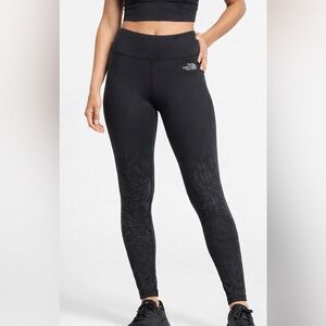 NWT The North Face Power Form Petal Flow Leggings Black Large High Rise